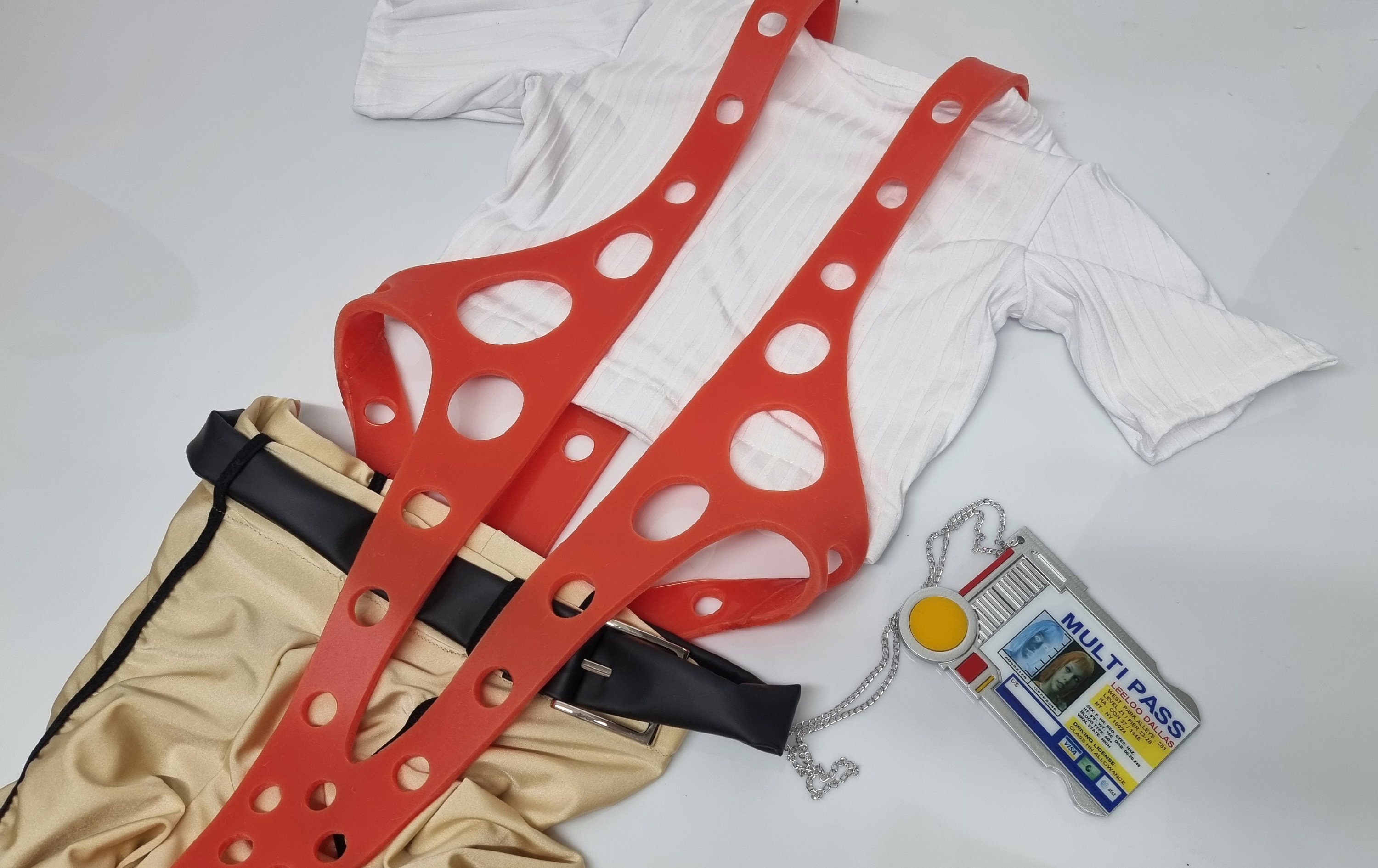 How To Make Leeloo Orange Suspenders