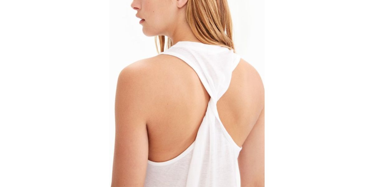 How To Twist A Tank Top