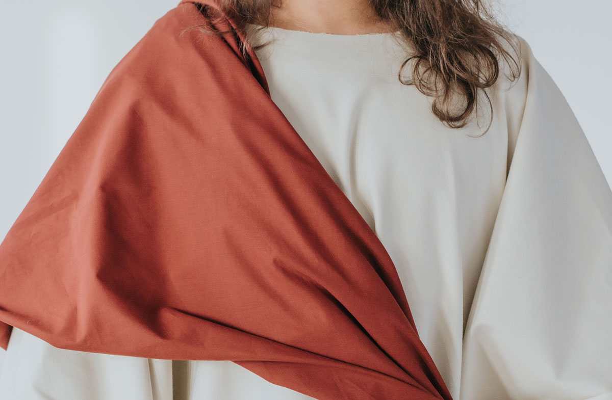 What Color Was The Robe Of Jesus