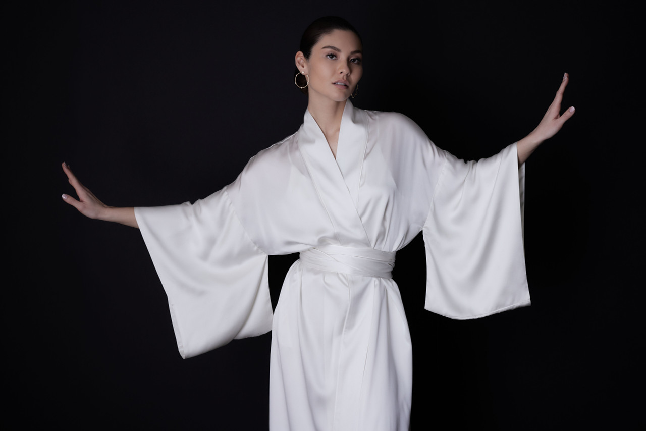 14 Amazing Silk Kimono Robes For Women for 2023
