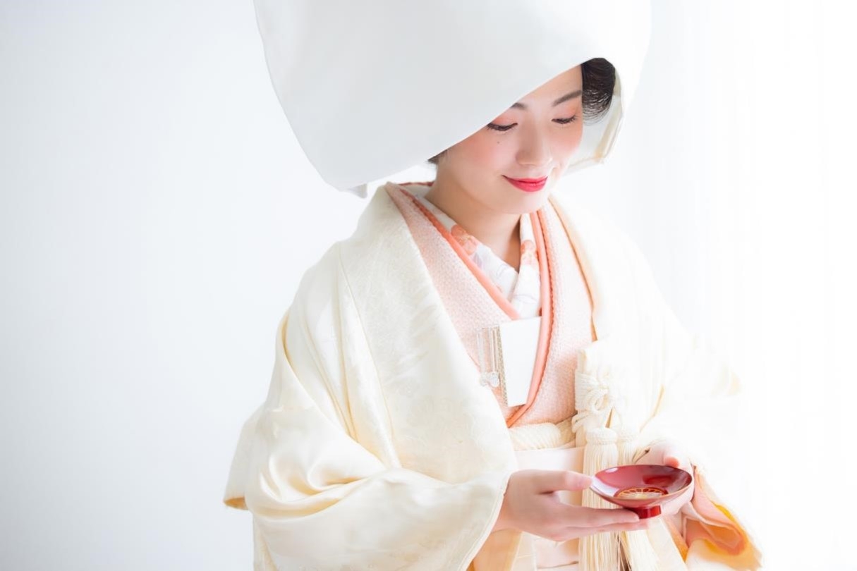 15 Best White Kimono for 2024
